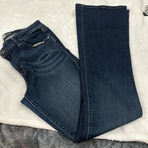 Gently used like new condition. Level99 boot cut jeans size 31
